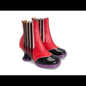 John Fluevog F/W ‘21 Boots in a size 8!